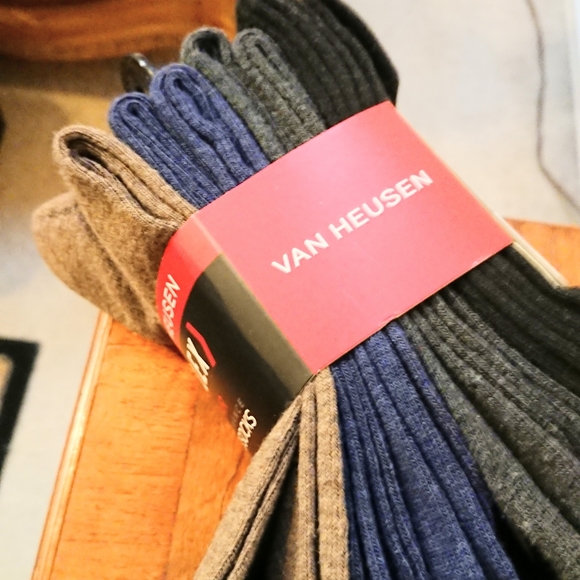 Van Heusen socks, men's flex dress socks - Picture 2 of 14